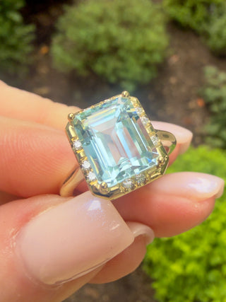 Aquamarine "Sprinkle" Ring