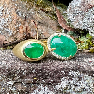 Oval Emerald Olena Ring