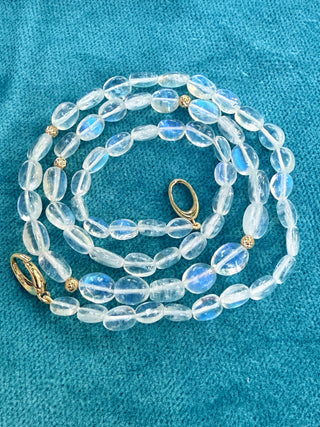Smooth Pebble Shaped Moonstone Beaded Necklace