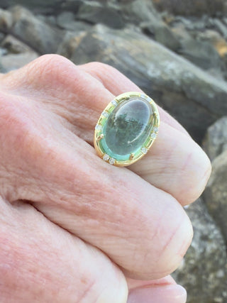Cabochon Green Tourmaline Sprinkle Ring