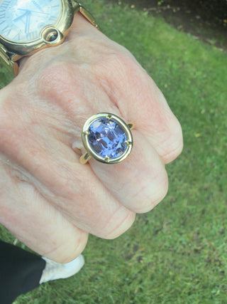 Oval Tanzanite Kindle Ring