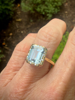 Aquamarine "Sprinkle" Ring