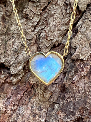 Heart Shaped Rainbow Moonstone Bea Necklace