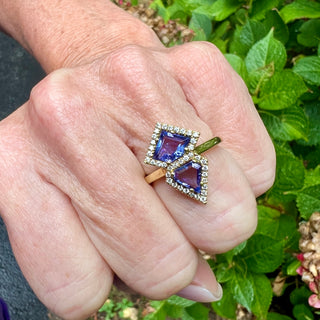 Geometric Shaped Tanzanite Kiss Ring