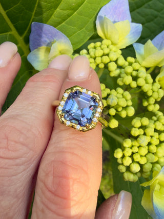 Asscher Cut Tanzanite Sprinkle Ring in 18K Yellow Gold