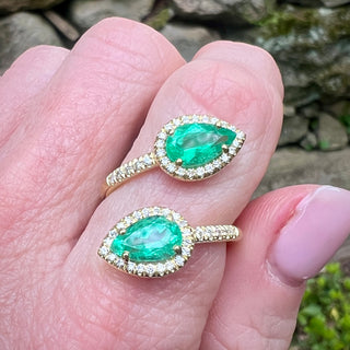 Pear Shaped Emerald Diya Ring