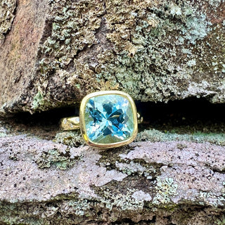 Cushion Cut Aquamarine Nolita Ring