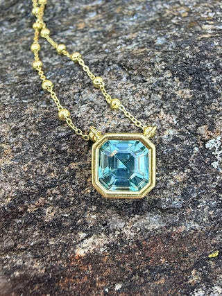 Asscher Cut Blue Zircon Bea Necklace on Saturn Chain