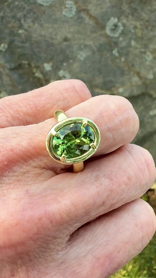 Oval Green Tourmaline Kindle Ring