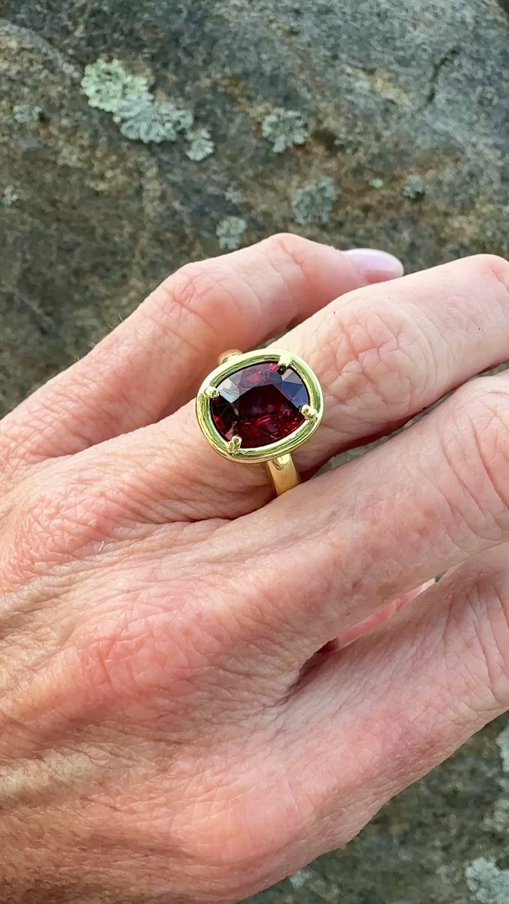 Cushion Cut Spessartite Garnet Kindle Ring