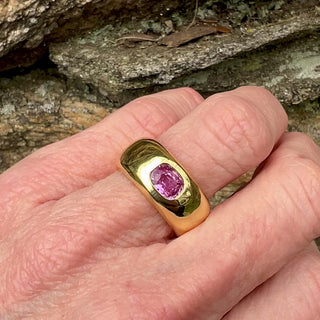 Cushion Cut Pink Sapphire Olena Band